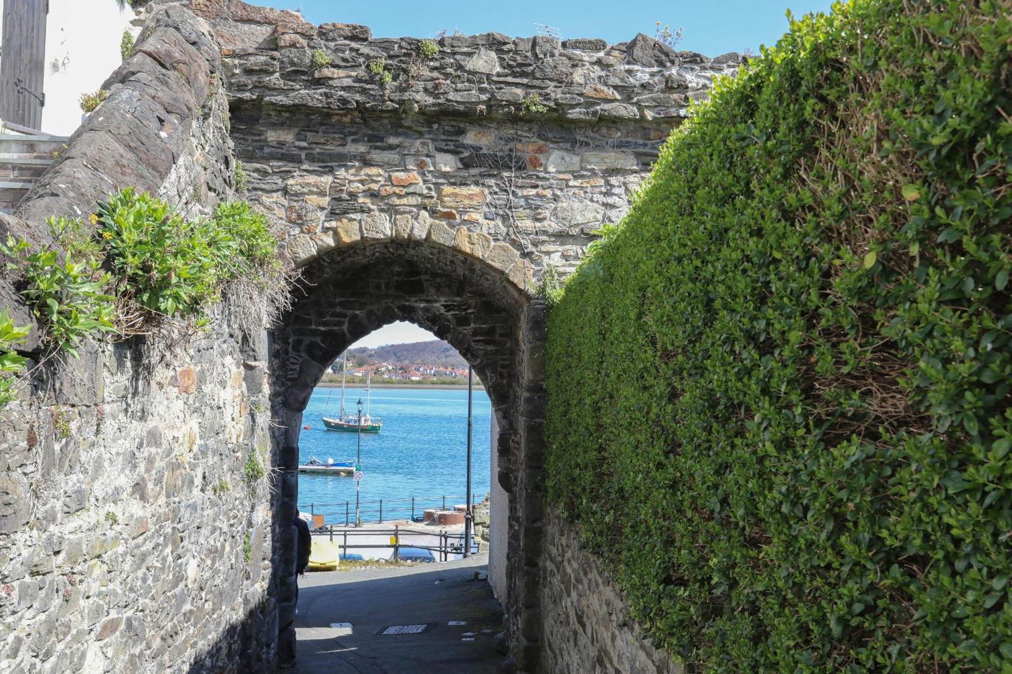 Вілла 3 Trem Afon Llansanffraid Glan Conwy Екстер'єр фото