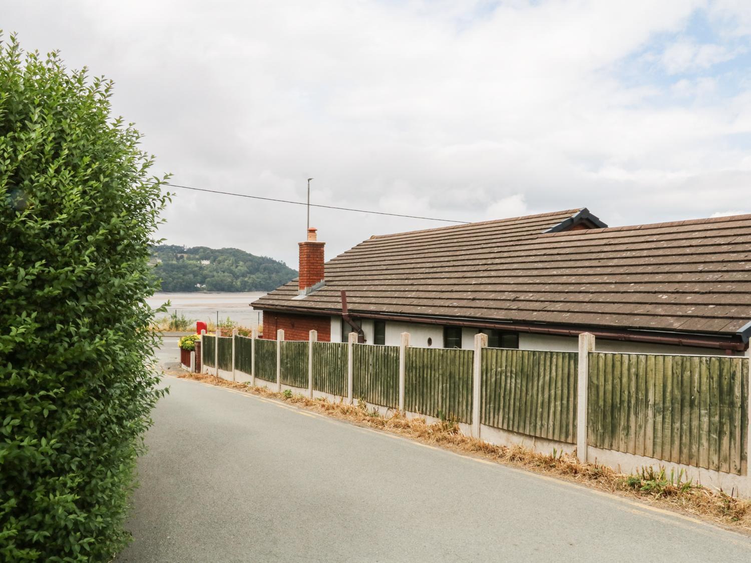 Вілла 3 Trem Afon Llansanffraid Glan Conwy Екстер'єр фото